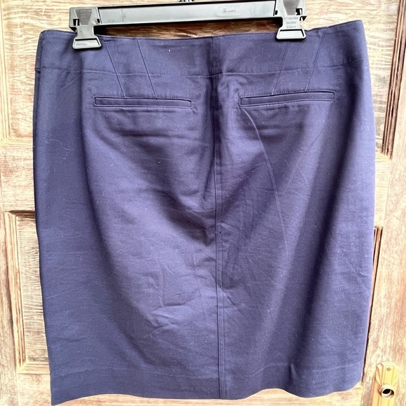 Lauren Ralph Lauren Vintage, Full Button, Knee Length, Straight Skirt, Navy | 8 - Picture 8 of 13
